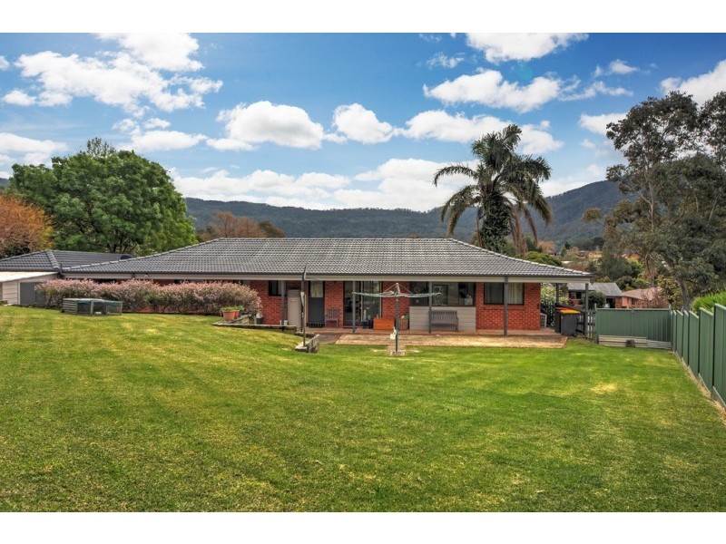 31 Goorama Drive, Cambewarra NSW 2540