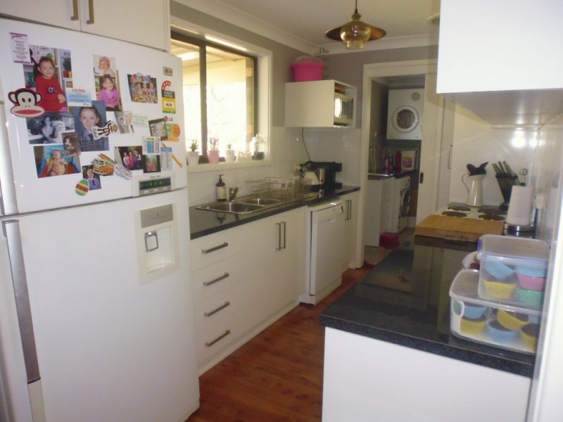 26 Castle Glen, North Nowra NSW 2541