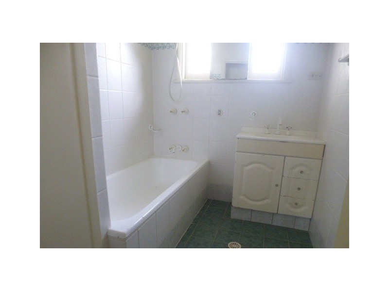 192 McKay Street, Nowra NSW 2541