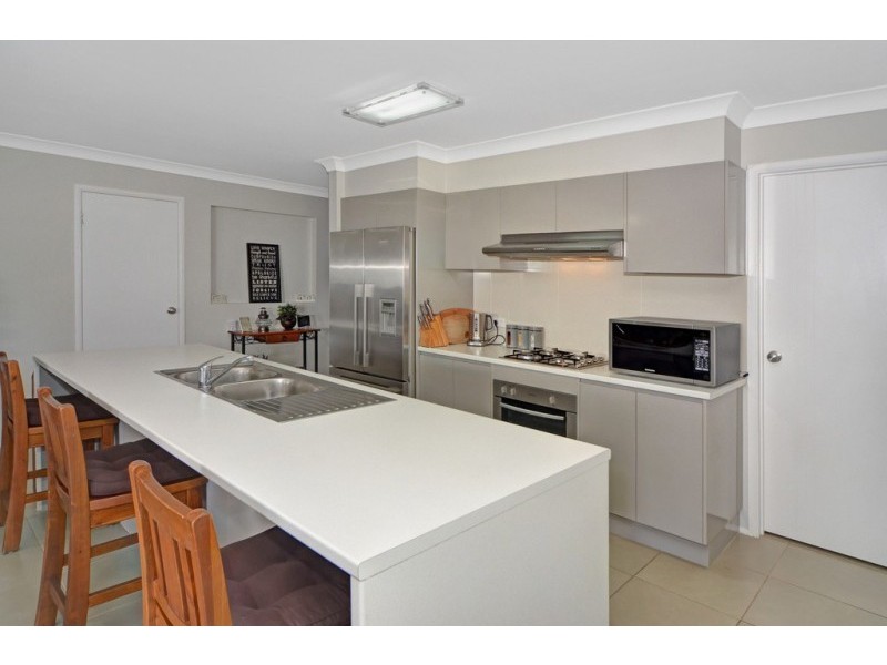 11 Banool Circuit, Bomaderry NSW 2541