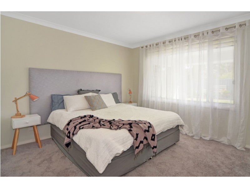 18 Somerset Avenue, South Nowra NSW 2541