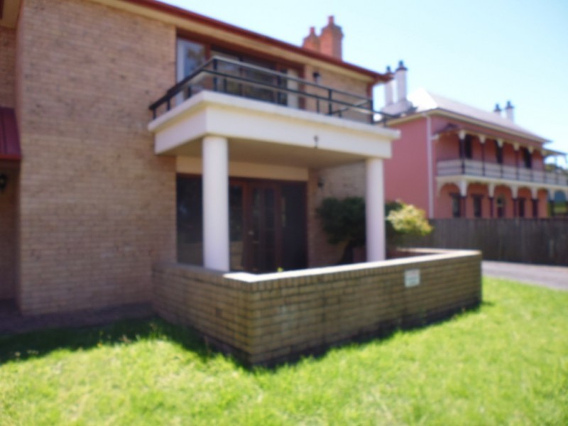 1/22 Hawthorne Avenue, Nowra NSW 2541