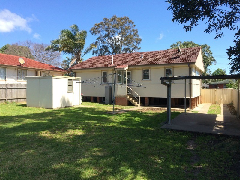 34 McKay Street, Nowra NSW 2541