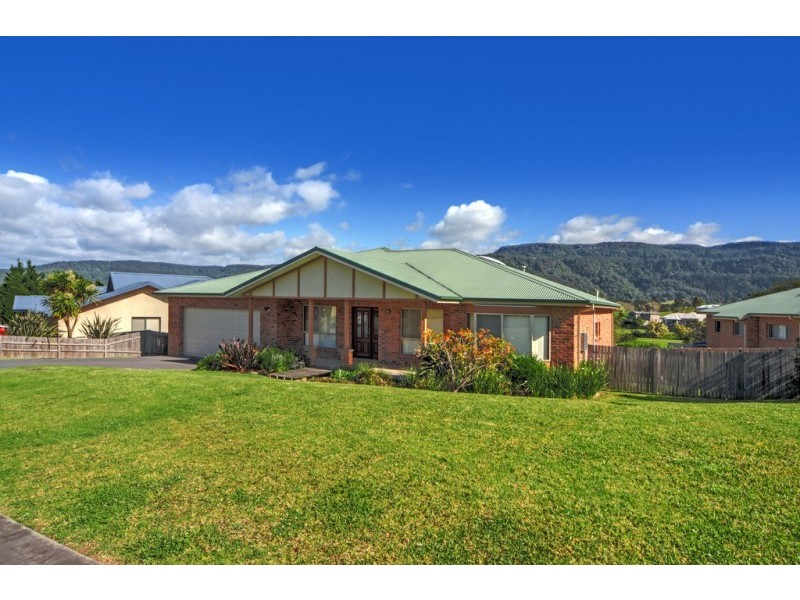 2 Lebene Grove, Cambewarra NSW 2540