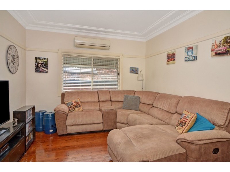 15 Huxley Street, Nowra NSW 2541
