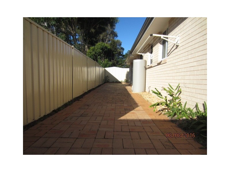 1/20 Lightwood Drive, West Nowra NSW 2541