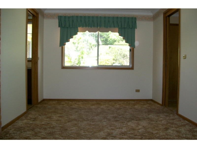 23 Phillip Drive, North Nowra NSW 2541