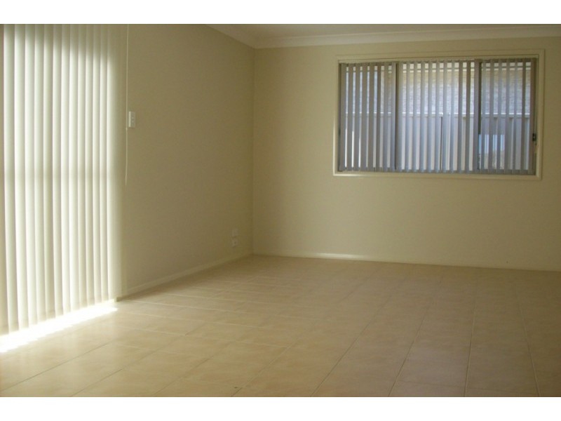 4 Riveroak Road, Worrigee NSW 2540