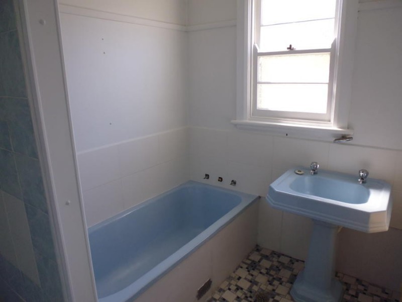 143 Meroo Road, Bomaderry NSW 2541