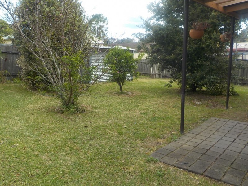 8 Morton Parade, Nowra NSW 2541