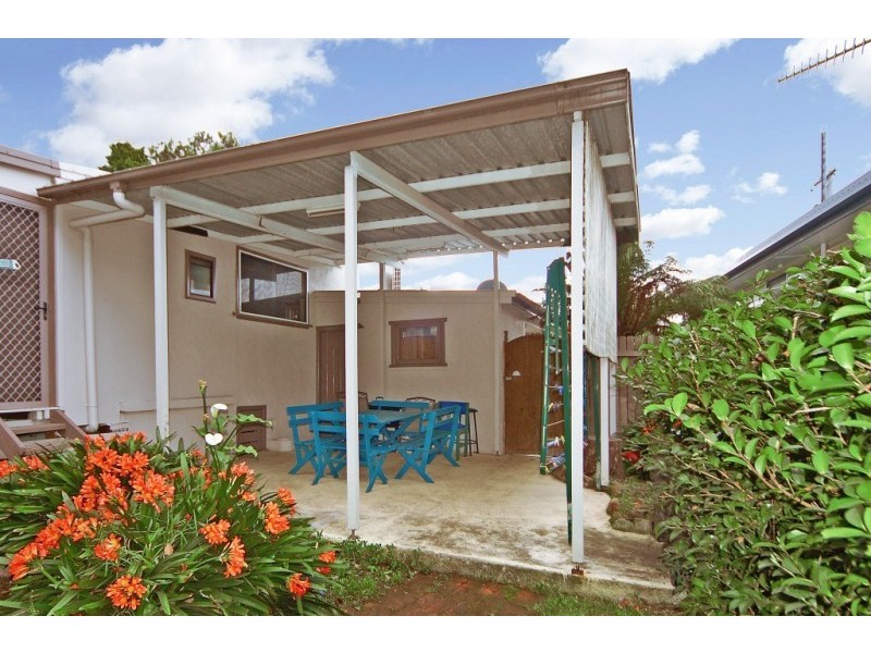 16 Turley Avenue, Bomaderry NSW 2541