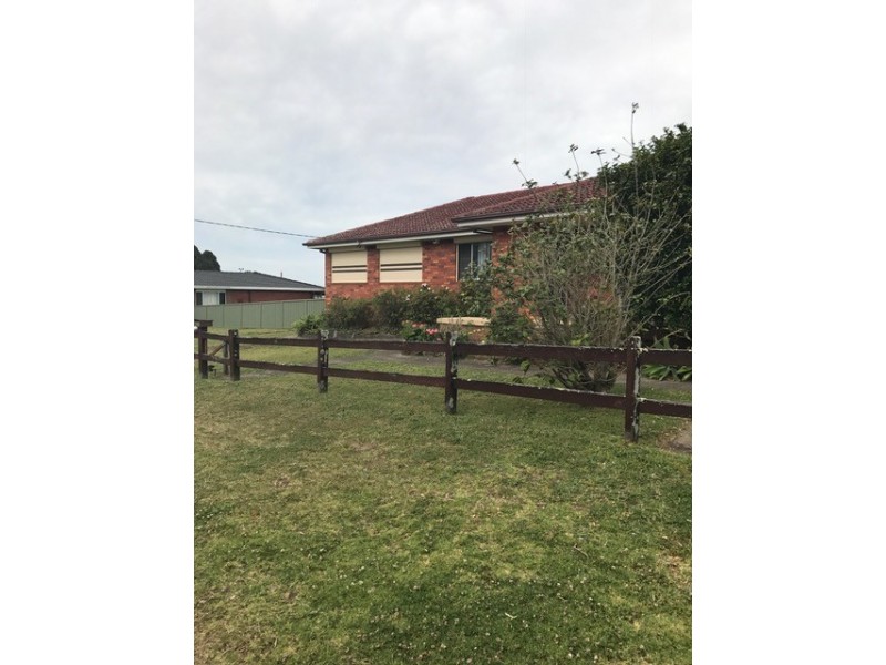 96 Wallace Street, Nowra NSW 2541