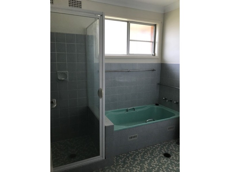 96 Wallace Street, Nowra NSW 2541