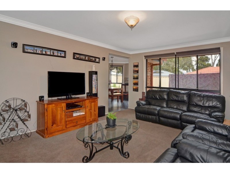 55 Rayleigh Drive, Worrigee NSW 2540