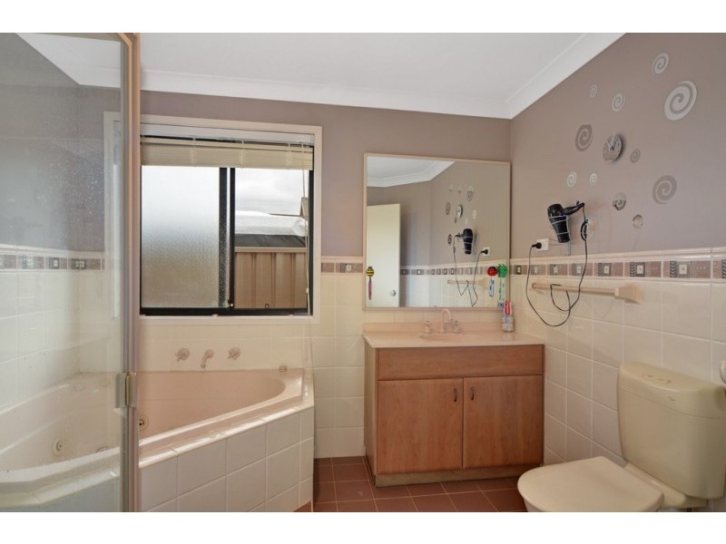 55 Rayleigh Drive, Worrigee NSW 2540