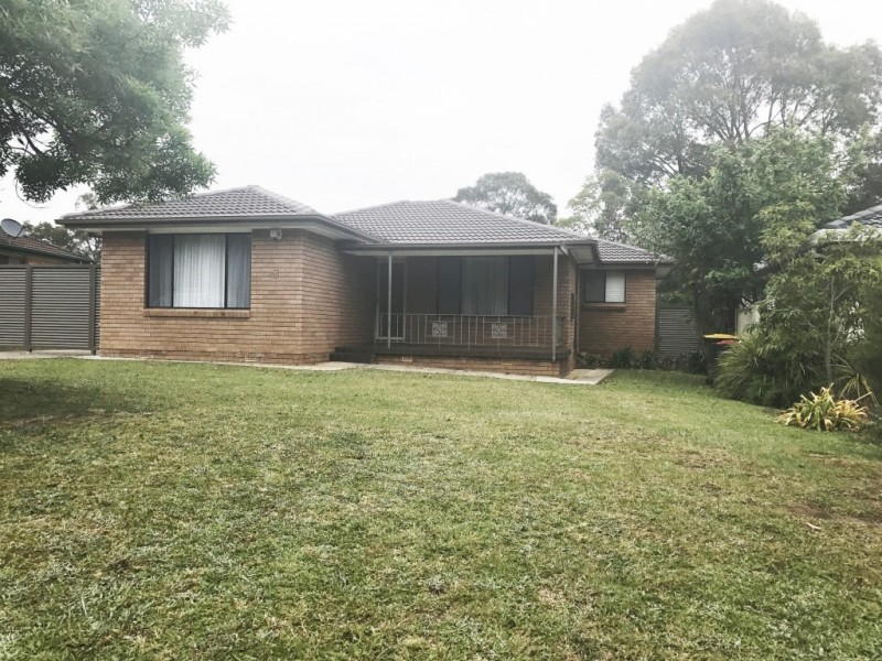 5 Bunderra Drive, Nowra NSW 2541