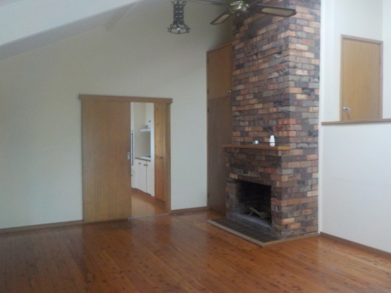 92 Bunberra Street, Bomaderry NSW 2541