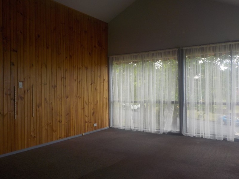 92 Bunberra Street, Bomaderry NSW 2541