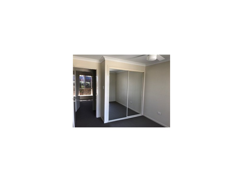 2/2 Plato Crescent, Worrigee NSW 2540