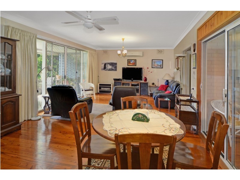 8 Elder Crescent, Nowra NSW 2541