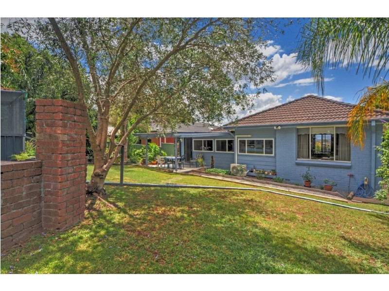 8 Elder Crescent, Nowra NSW 2541