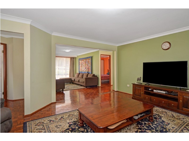 138B Dowling Street, Falls Creek NSW 2540