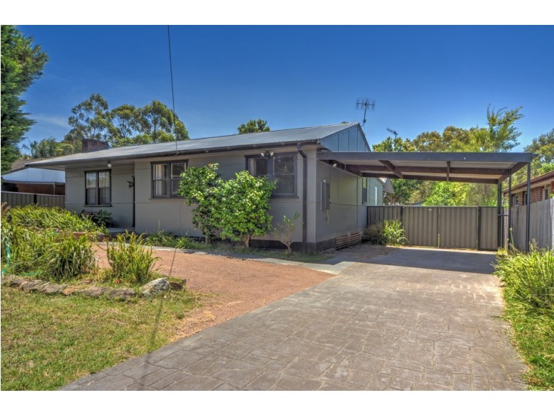 27 Page Avenue, North Nowra NSW 2541