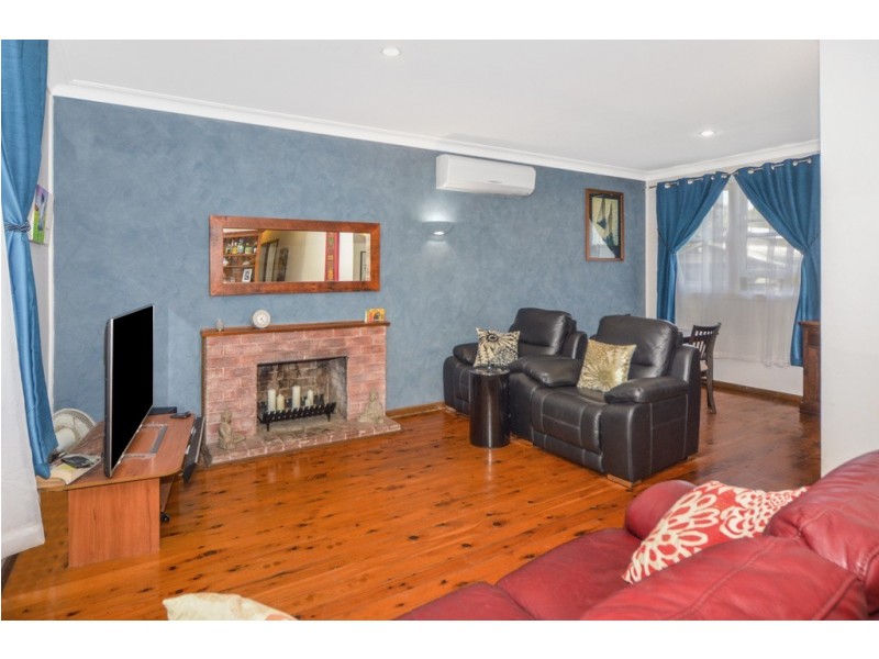 27 Page Avenue, North Nowra NSW 2541