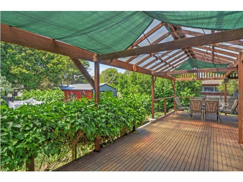 27 Page Avenue, North Nowra NSW 2541