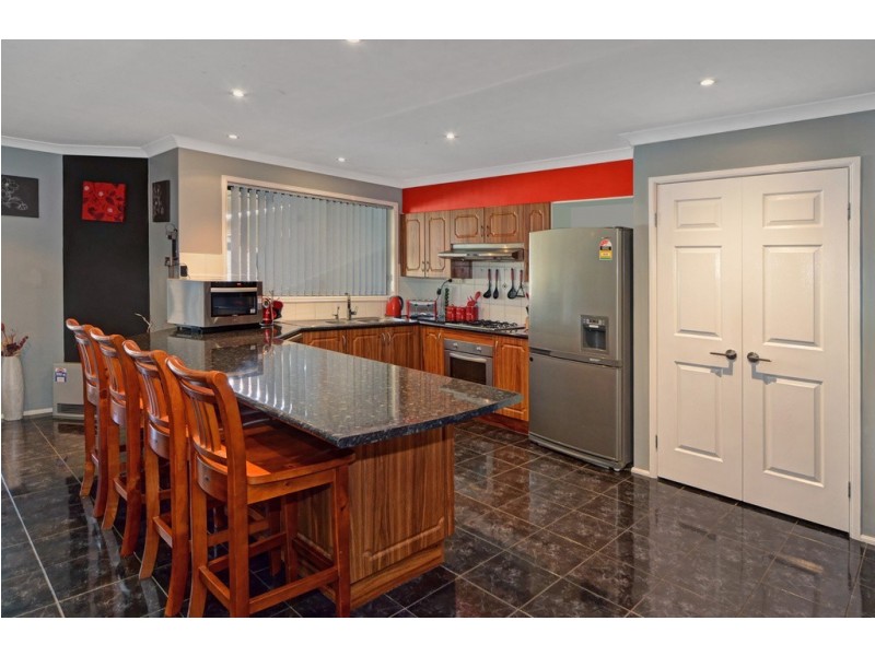 19 Burradoo Crescent, Nowra NSW 2541