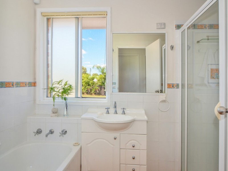 2 Condie Crescent, North Nowra NSW 2541