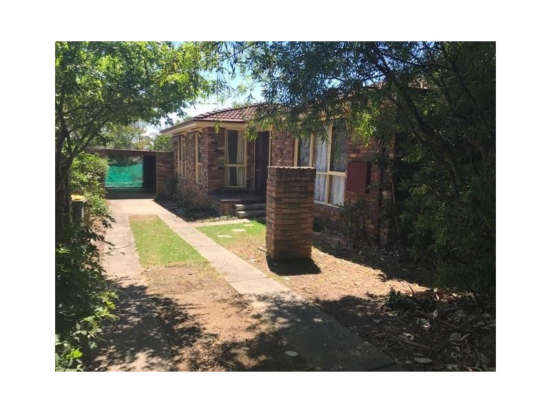 1 Birkdale Grove, Bomaderry NSW 2541