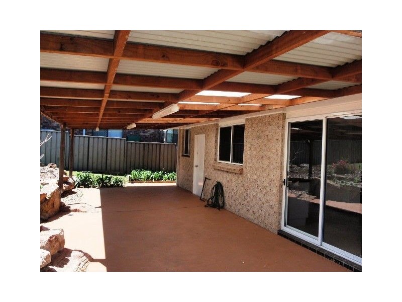 34 Peak Avenue, North Nowra NSW 2541