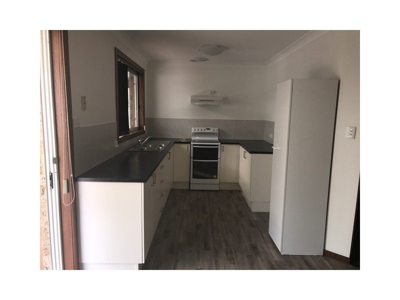 34 Peak Avenue, North Nowra NSW 2541