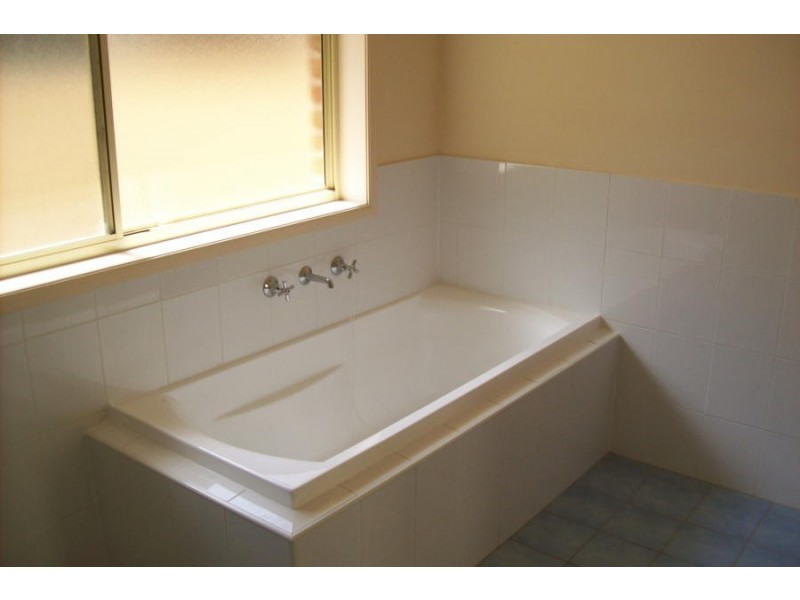 84 Bowerbird Street, South Nowra NSW 2541