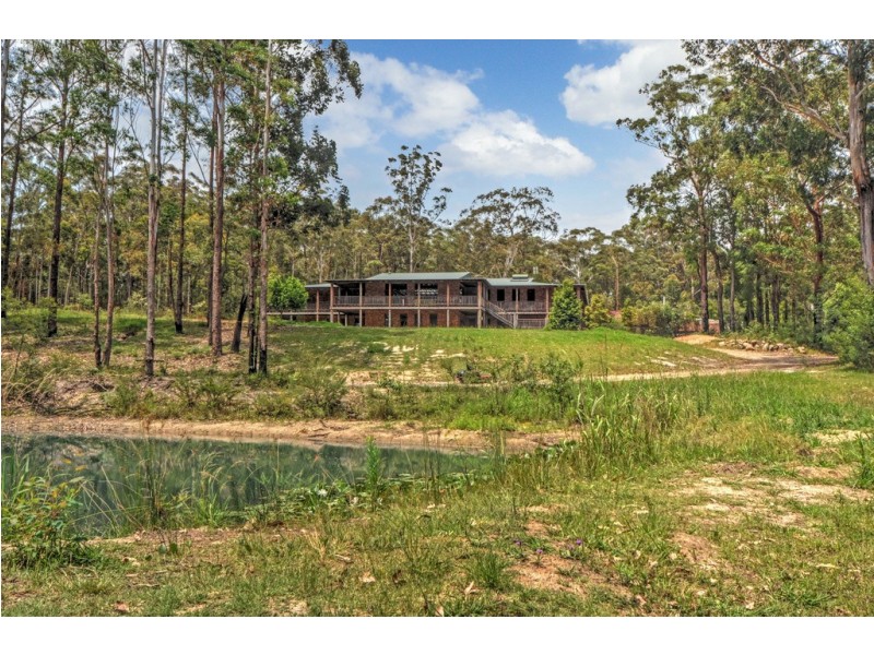 70 Falls Road, Falls Creek NSW 2540