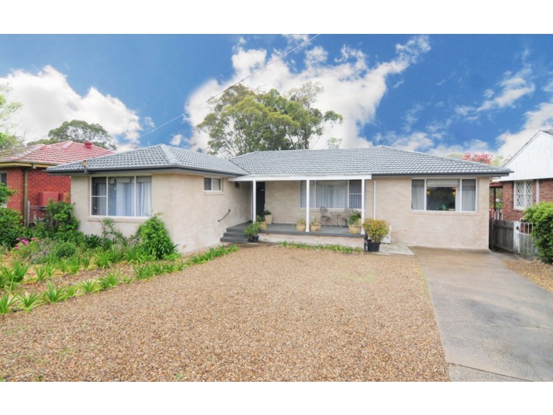 16 Hockey Street, Nowra NSW 2541