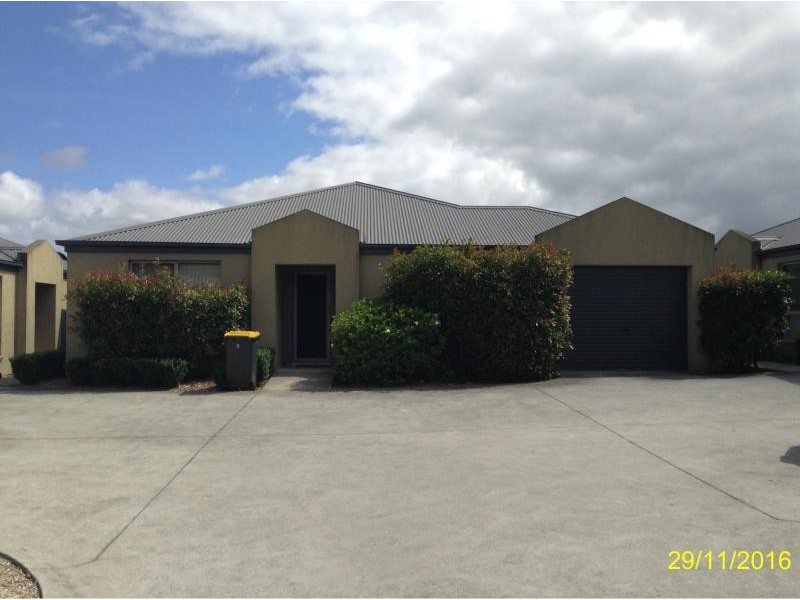 6/115 Hillcrest Avenue, South Nowra NSW 2541