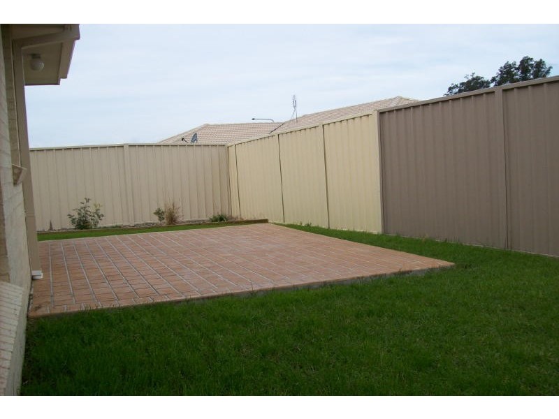 5 Neptune Place, Worrigee NSW 2540