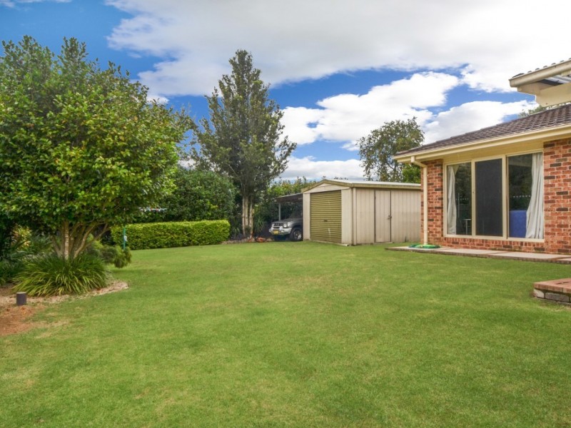 7 Farrelly Place, Bomaderry NSW 2541