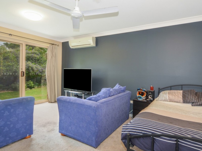 7 Farrelly Place, Bomaderry NSW 2541
