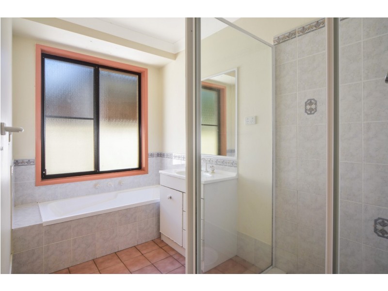 12 Olympic Drive, West Nowra NSW 2541