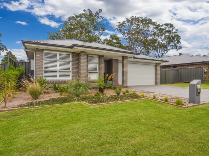 12 Bowerbird Street, South Nowra NSW 2541