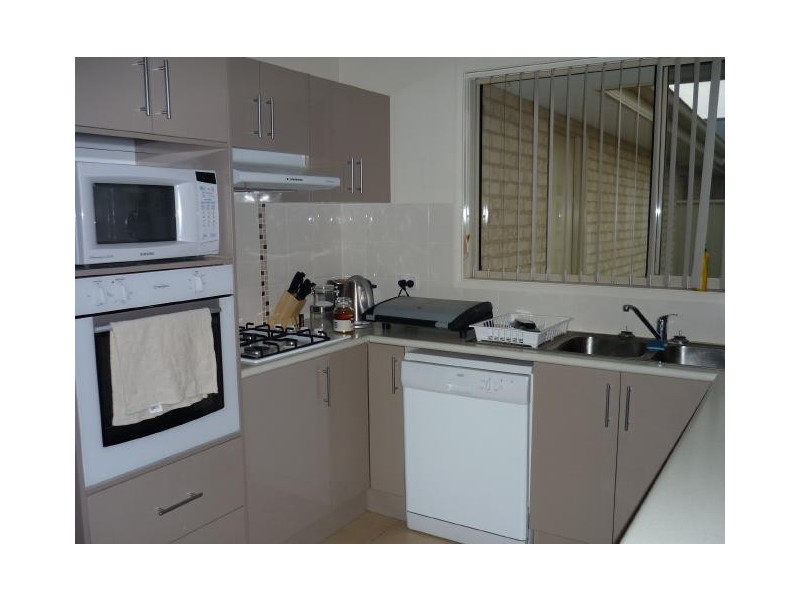 2 Palm Lily Close, Worrigee NSW 2540