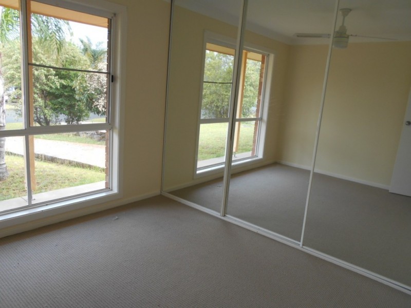 5 Cotton Palm Close, North Nowra NSW 2541