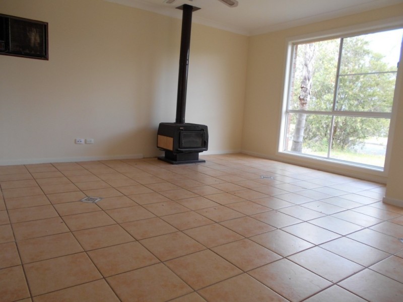 5 Cotton Palm Close, North Nowra NSW 2541