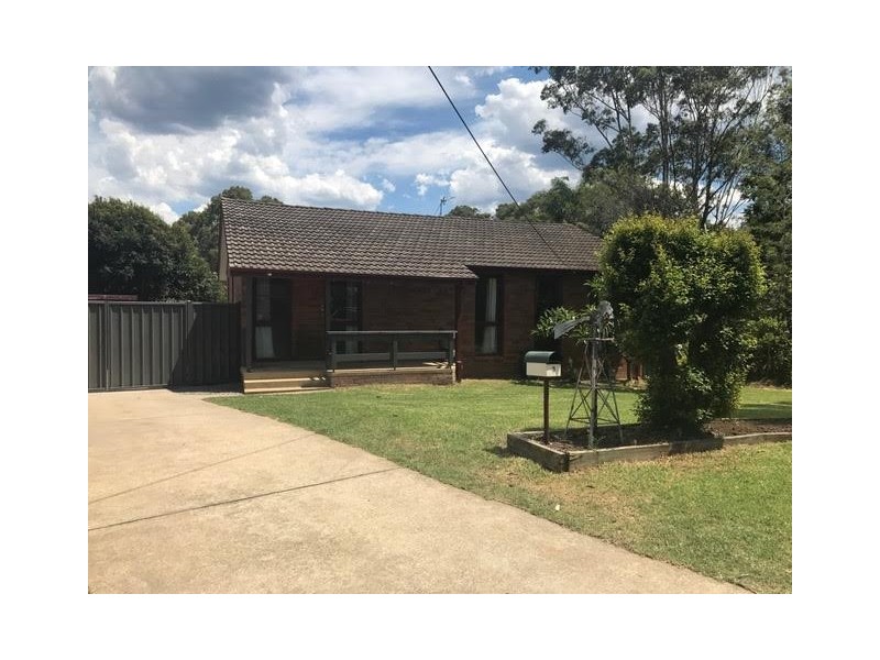 3 Ulrick Place, Nowra NSW 2541