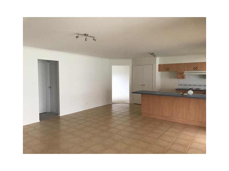 4 Stanbury Place, Worrigee NSW 2540