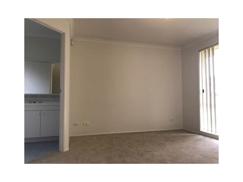 4 Stanbury Place, Worrigee NSW 2540