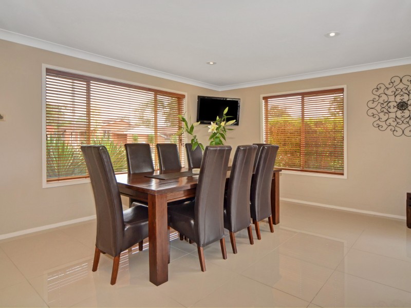 2 Clarke Avenue, North Nowra NSW 2541